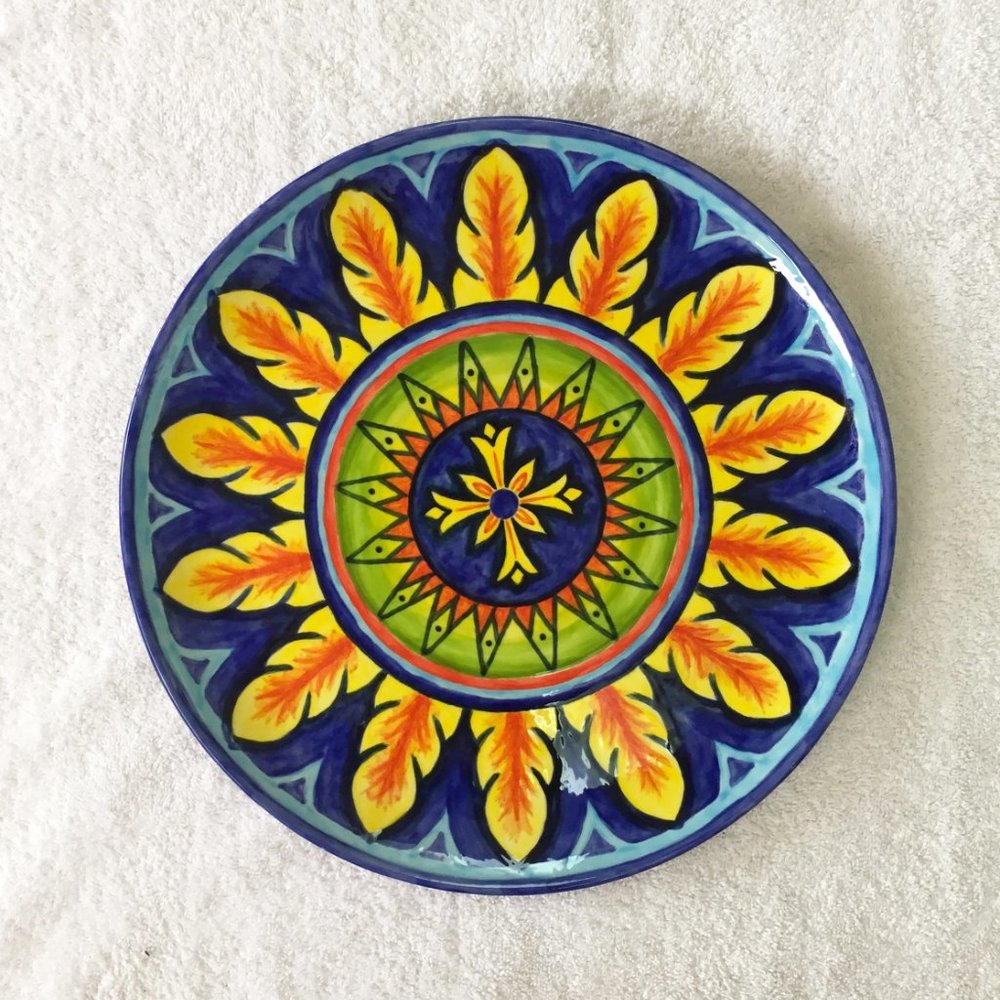 Italian-Style Hand-Painted Maiolica 13" Plate